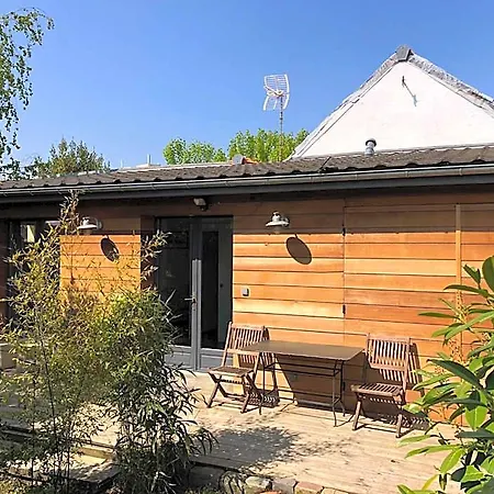 Chambre D'hotes Du Clos Bamboo Bed & Breakfast 3*